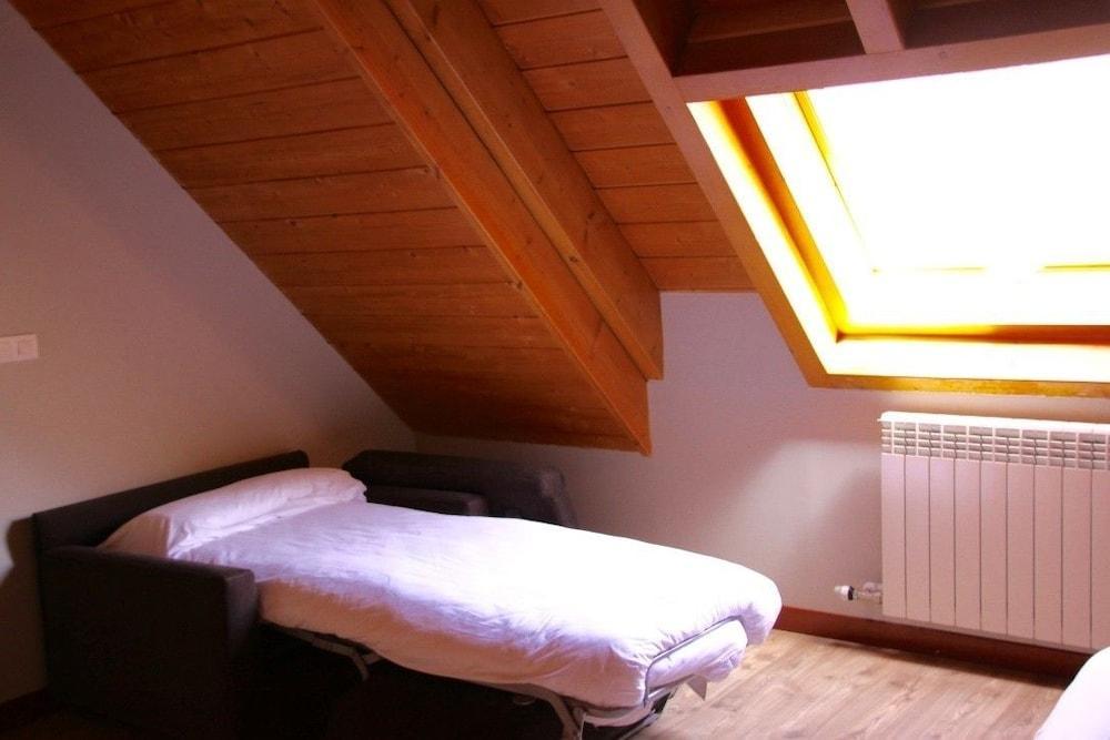 Apartahotel Tres Quinones Sallent de Gállego Eksteriør billede