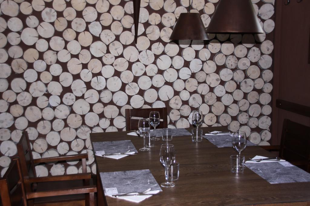 Apartahotel Tres Quinones Sallent de Gállego Eksteriør billede