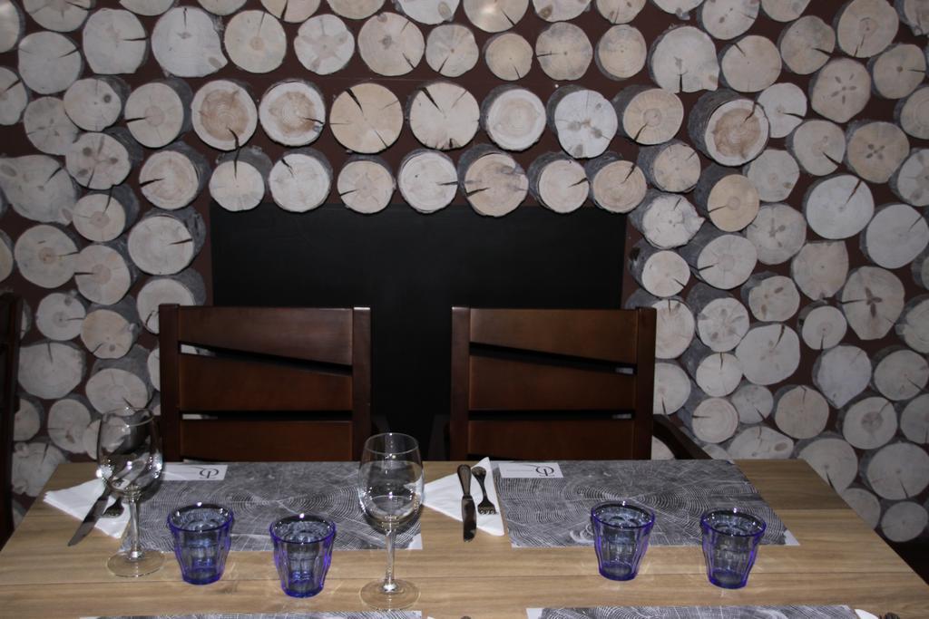 Apartahotel Tres Quinones Sallent de Gállego Eksteriør billede